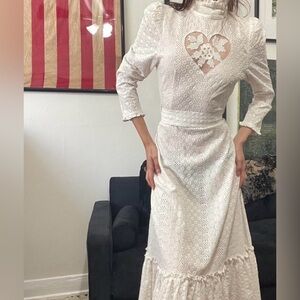 Chic White Lace Long Sleeve Dress
